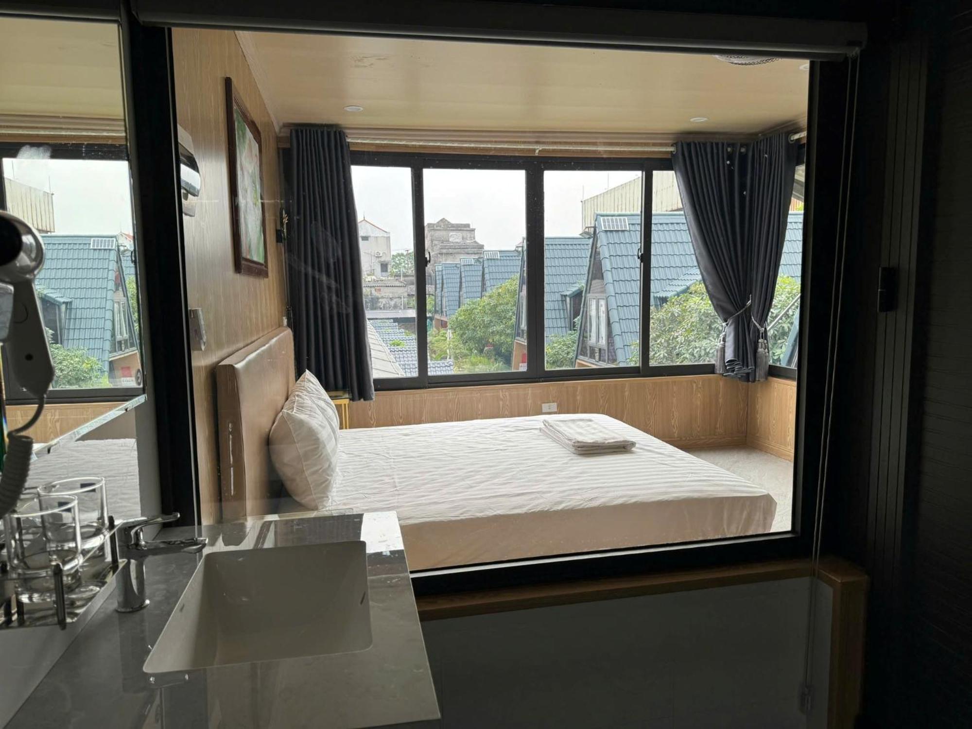 Sunny Bungalow & Hotel นิญบิ่ญ ภายนอก รูปภาพ