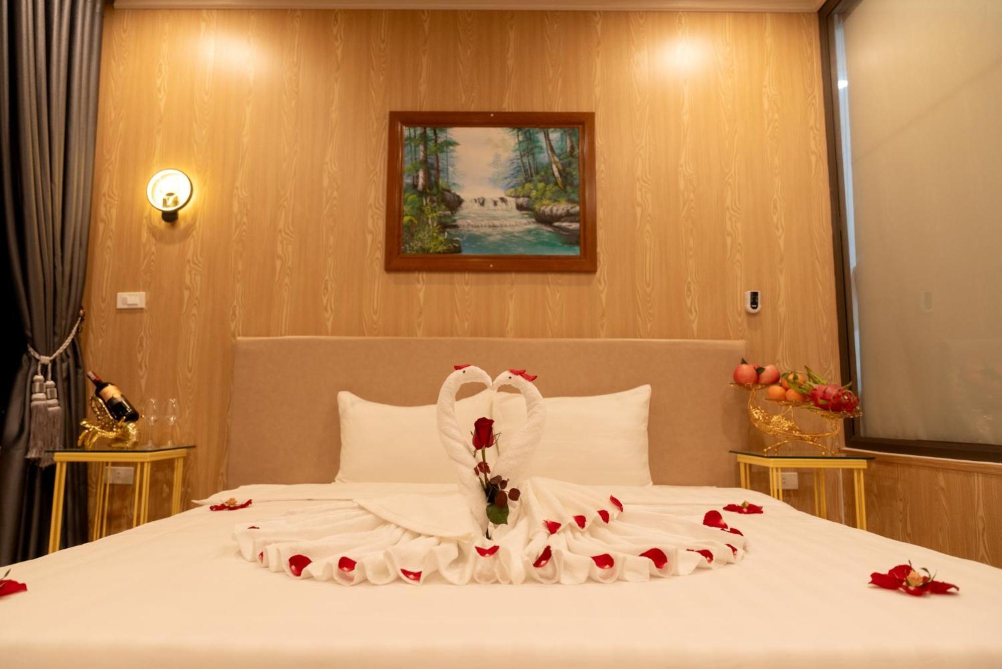 Sunny Bungalow & Hotel นิญบิ่ญ ภายนอก รูปภาพ