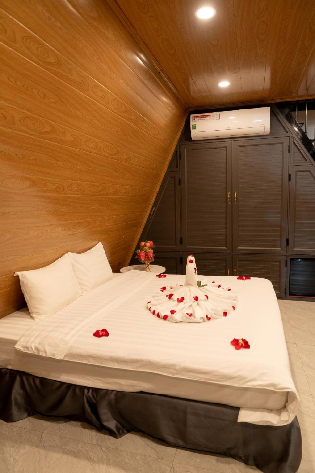 Sunny Bungalow & Hotel นิญบิ่ญ ภายนอก รูปภาพ